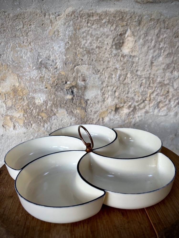 Plateau serviteur apéritif vintage en plastique