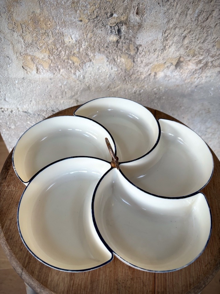 Plateau serviteur apéritif vintage en plastique