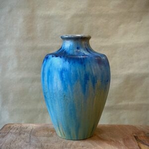 4444 - Vase en faïence de Pierrefonds 601