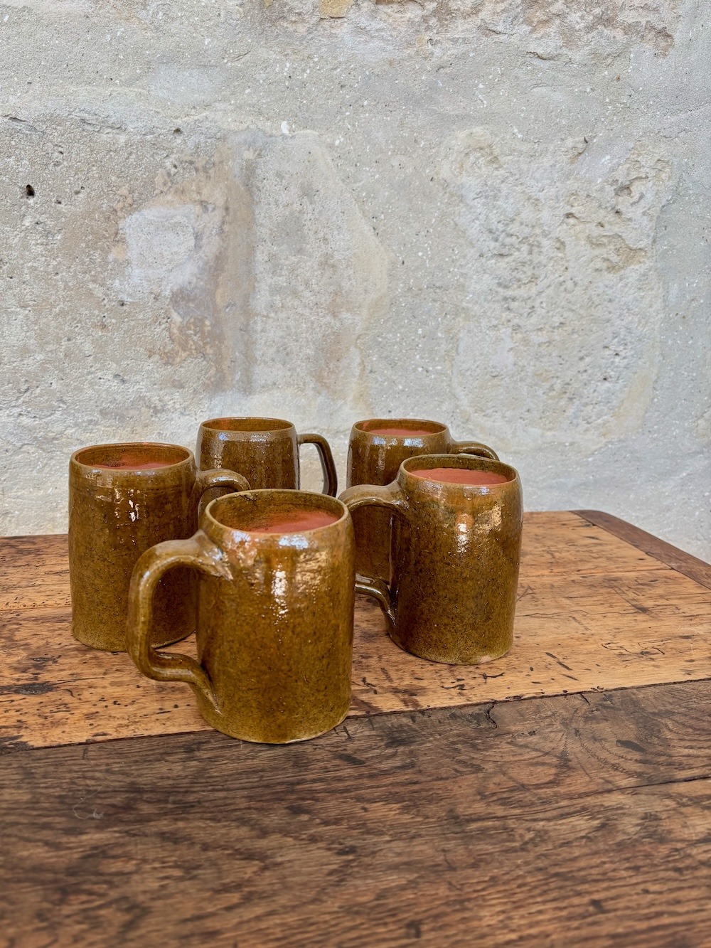 Lot de 5 chopes en grès brun