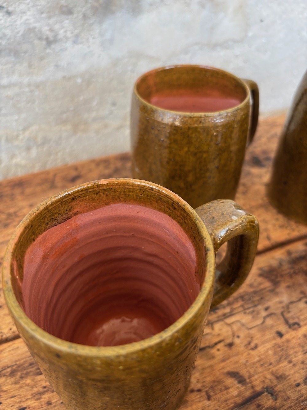 Lot de 5 chopes en grès brun