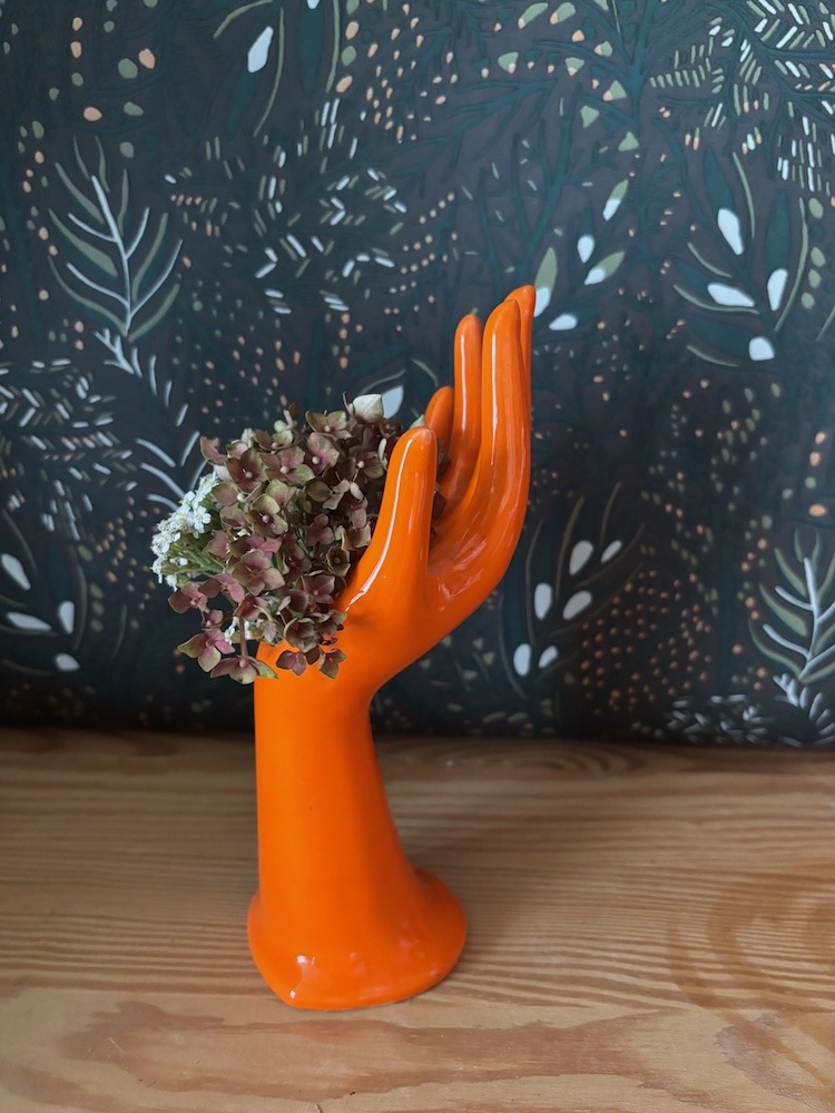 Porte-bijoux main orange en céramique