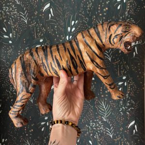 sculpture tigre cuir