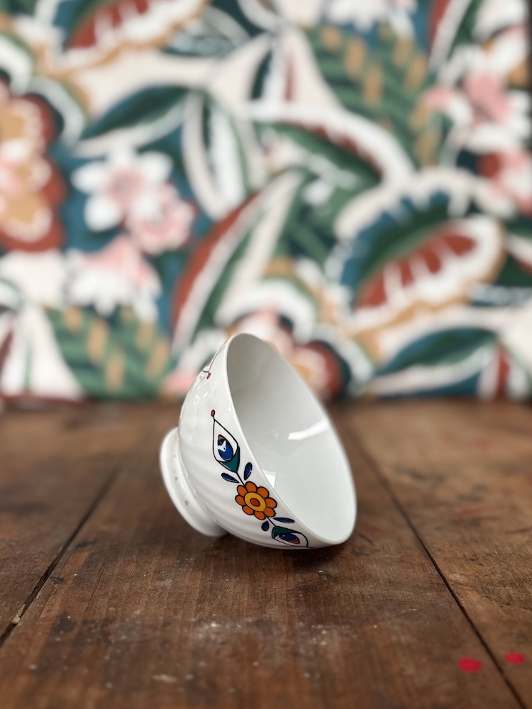 Petit bol vintage en porcelaine française (1)
