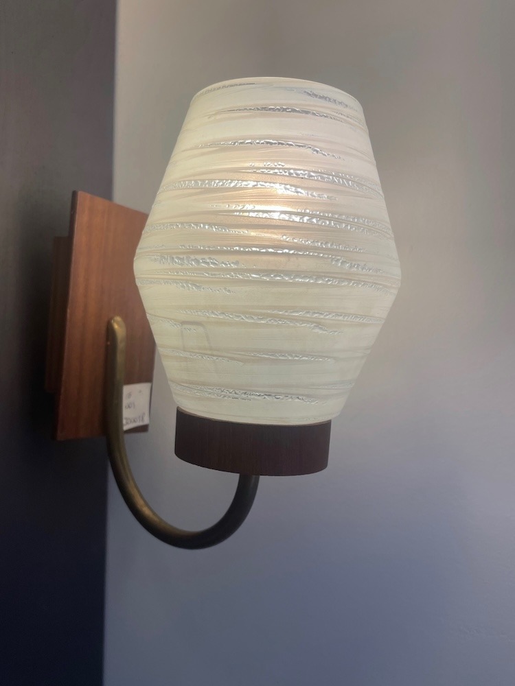 Petite applique vintage en verre strié
