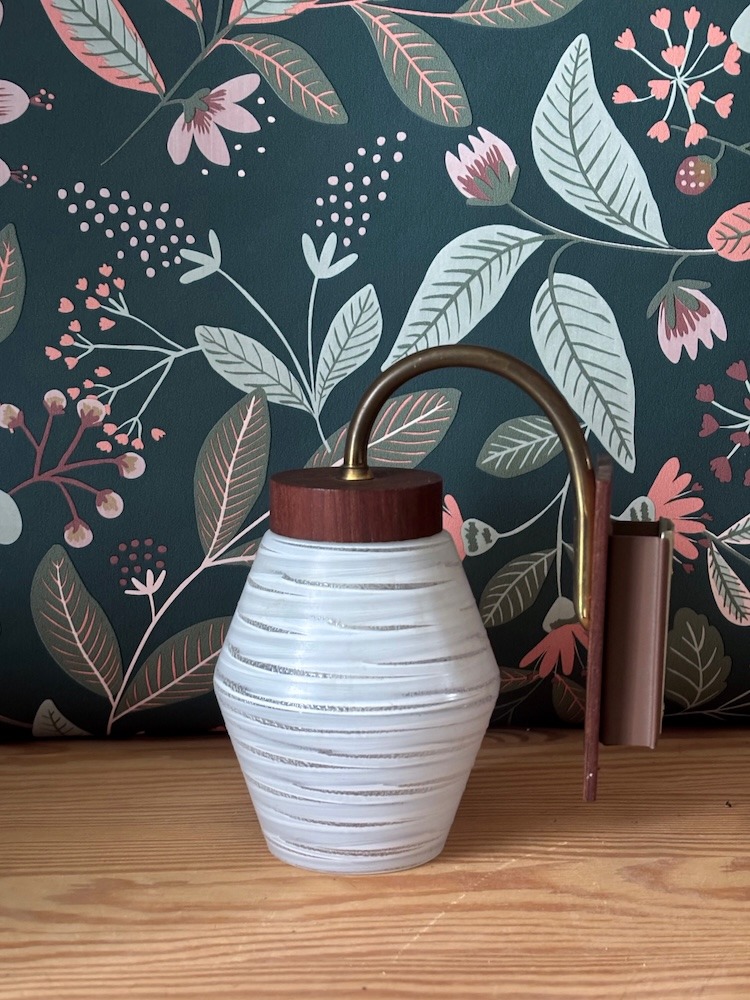 Petite applique vintage en verre strié