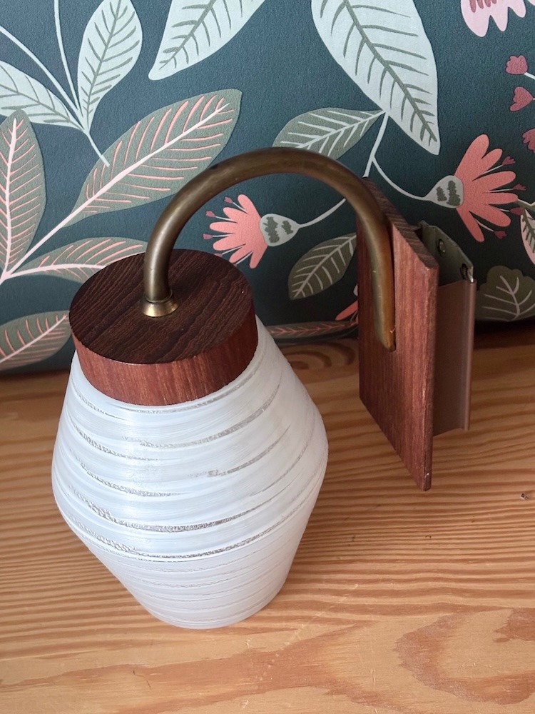 Petite applique vintage en verre strié